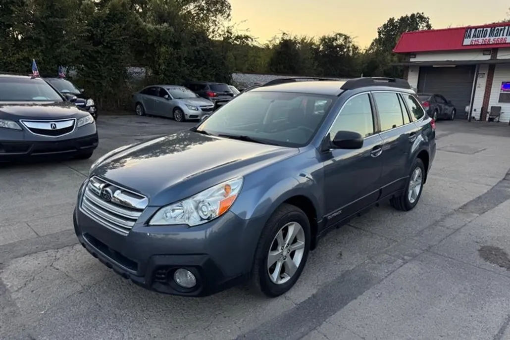 2014 Subaru Outback 2.5i photo 1