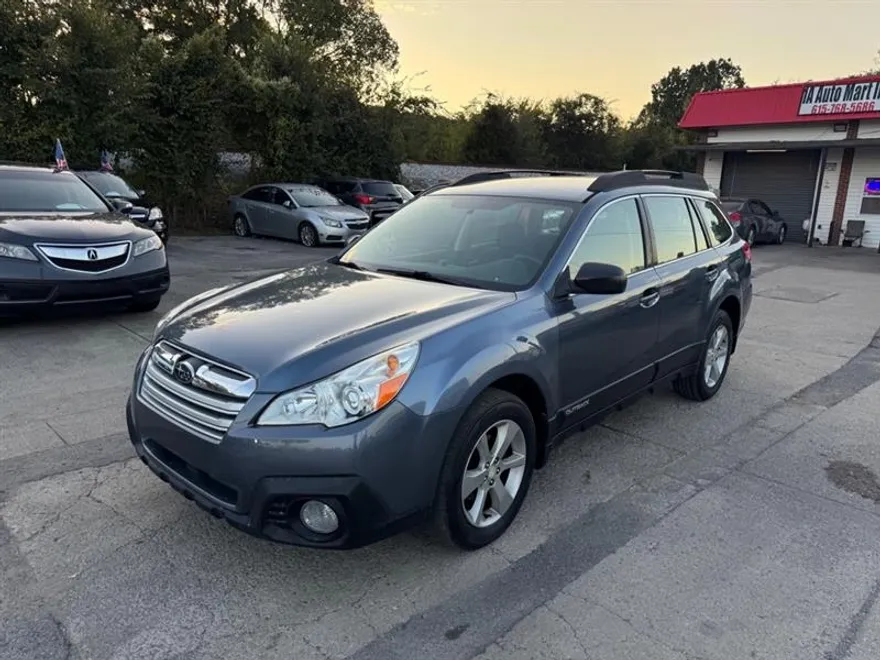 2014 Subaru Outback 2.5i photo 1