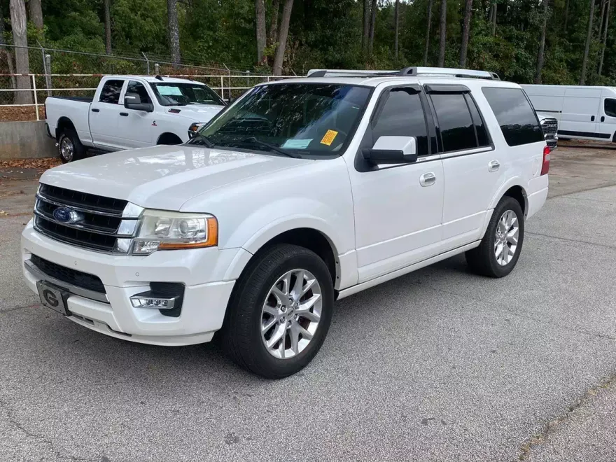2017 Ford Expedition Limited photo 1