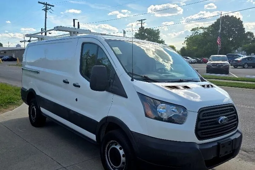 2018 Ford Transit Van photo 1