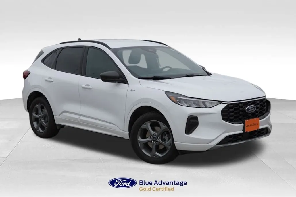 2023 Ford Escape ST-Line photo 1