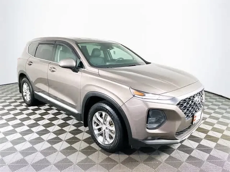 2020 Hyundai Santa Fe SEL photo 1