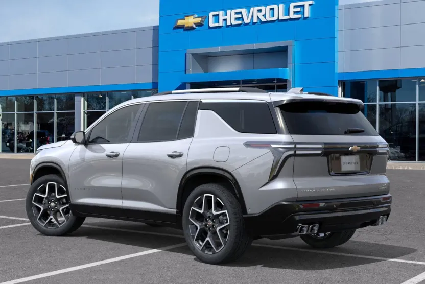 2026 Chevrolet Traverse High Country photo 1