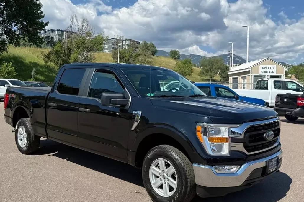 2022 Ford F-150 XLT photo 1