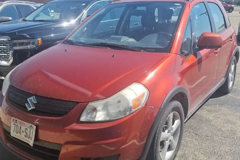 2009 Suzuki SX4 photo 1