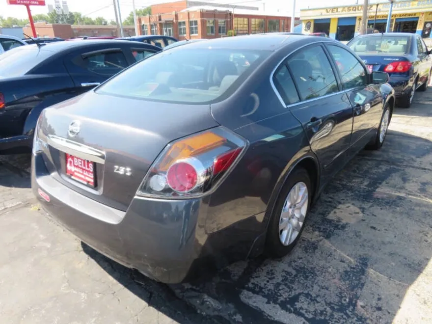 2012 Nissan Altima 2.5 S photo 1