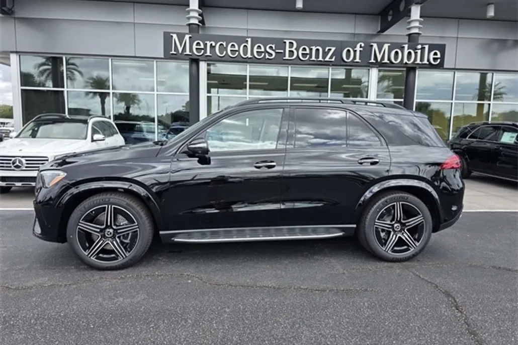 2026 Mercedes Benz GLE 450 4MATIC photo 1