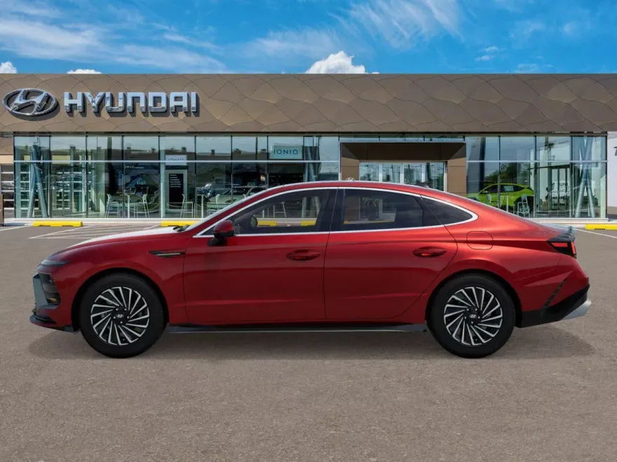 2025 Hyundai Sonata Hybrid Limited photo 1