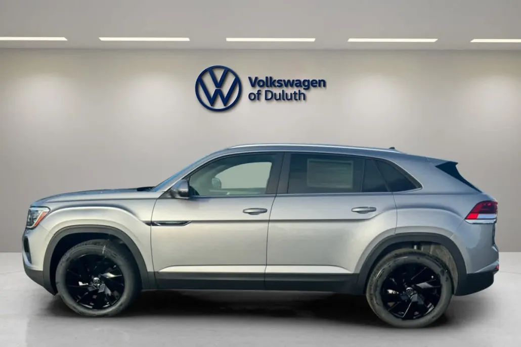 2025 Volkswagen Atlas Cross Sport SE Technology photo 1