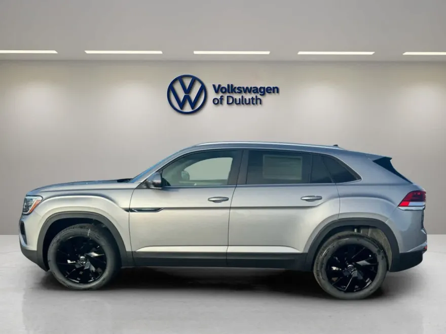 2025 Volkswagen Atlas Cross Sport SE Technology photo 1