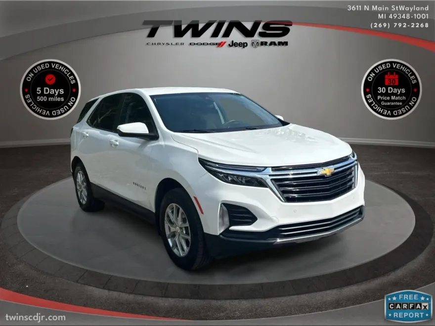 2023 Chevrolet Equinox LT photo 1