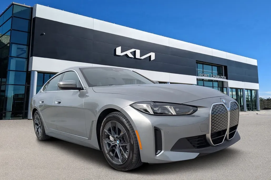 2025 Bmw i4 eDrive40 photo 1