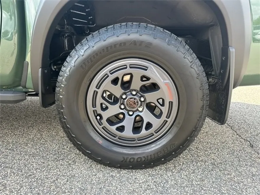 2025 Nissan Frontier PRO-4X photo 1