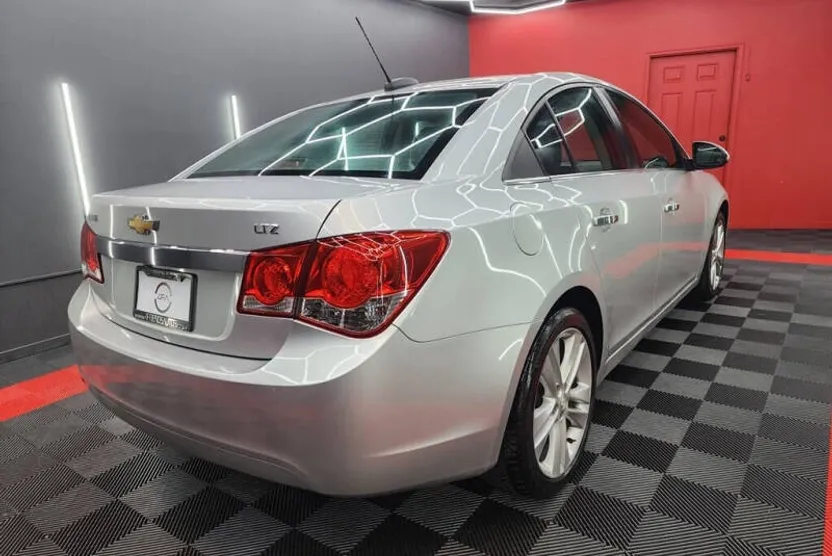 2015 Chevrolet Cruze LTZ photo 1