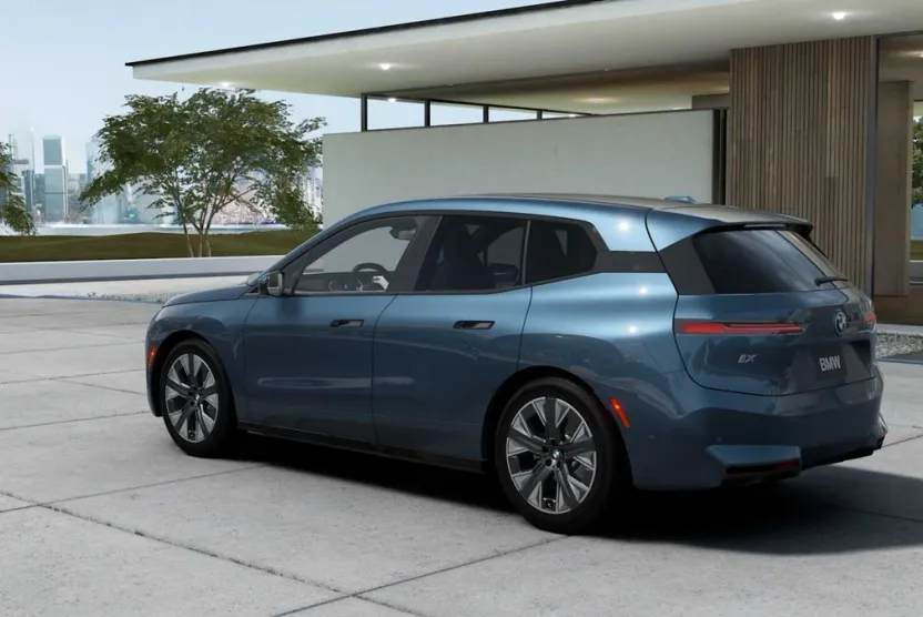 2026 Bmw iX photo 1