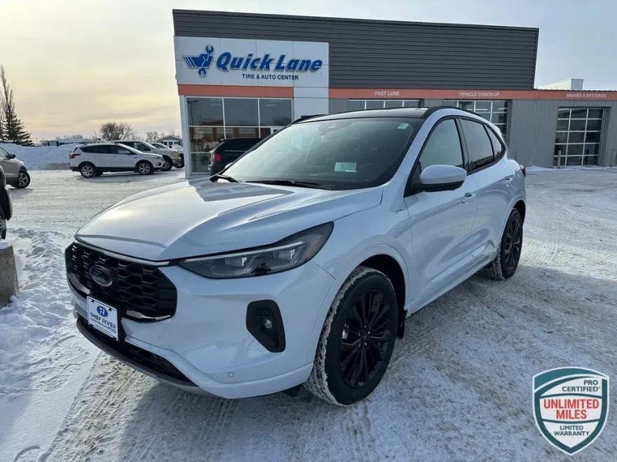 2025 Ford Escape ST-Line Elite photo 1