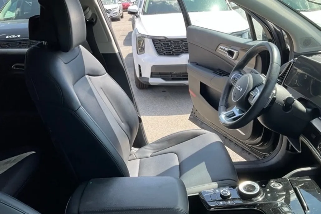 2023 Kia Sportage Hybrid EX photo 1