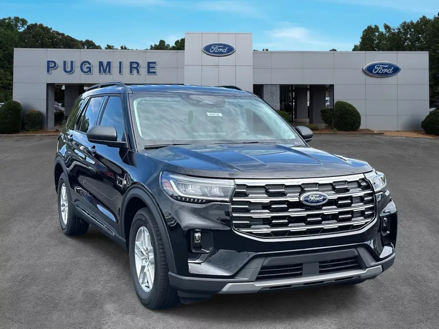 2025 Ford Explorer photo 1