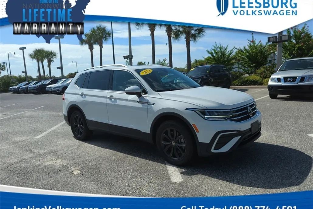 2024 Volkswagen Tiguan SE Wolfsburg Edition photo 1