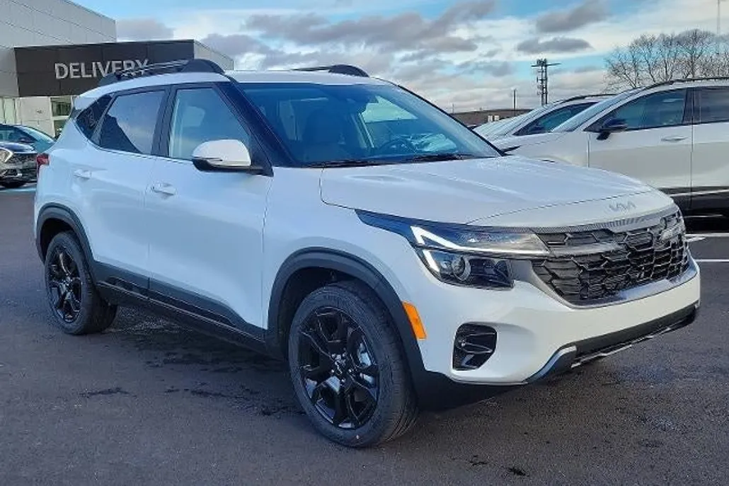 2024 Kia Seltos X-Line photo 1