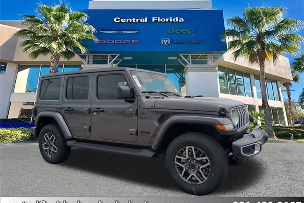 2025 Jeep Wrangler Sahara photo 1