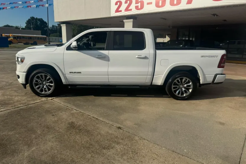 2021 Ram 1500 Laramie photo 1
