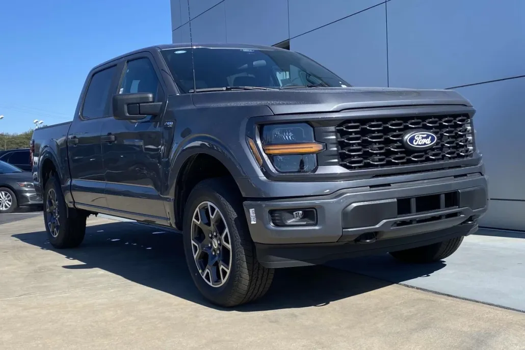 2025 Ford F-150 STX photo 1