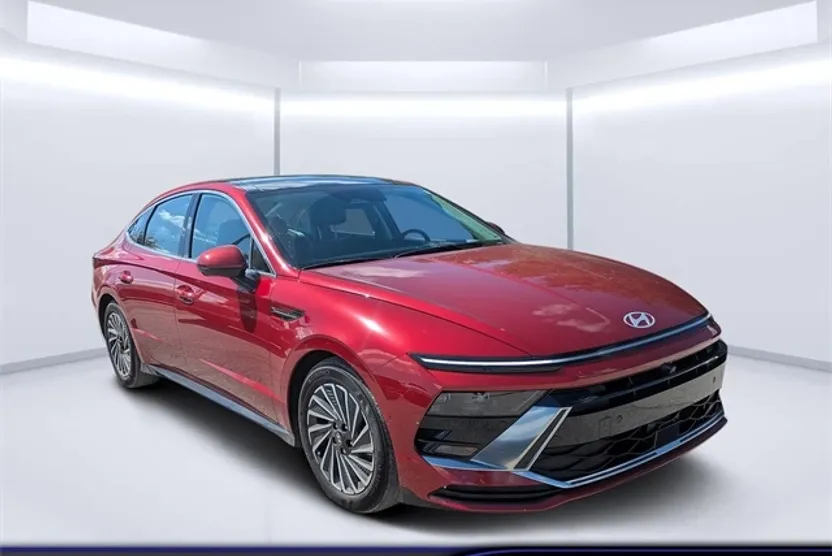 2024 Hyundai Sonata Hybrid Limited photo 1