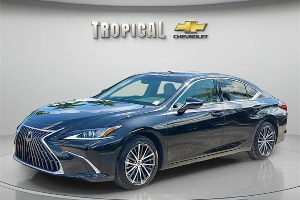 2025 Lexus ES 350 photo 1