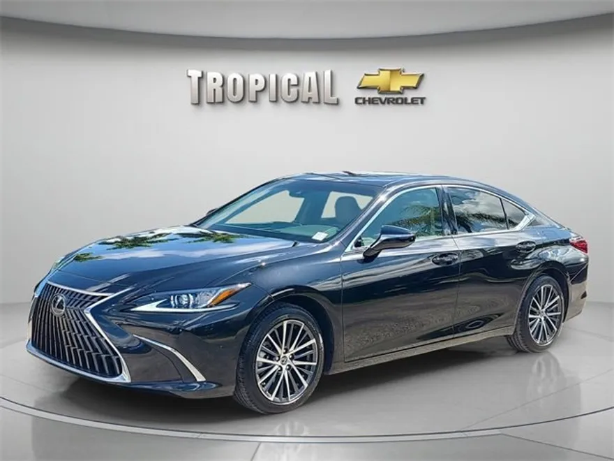 2025 Lexus ES 350 photo 1