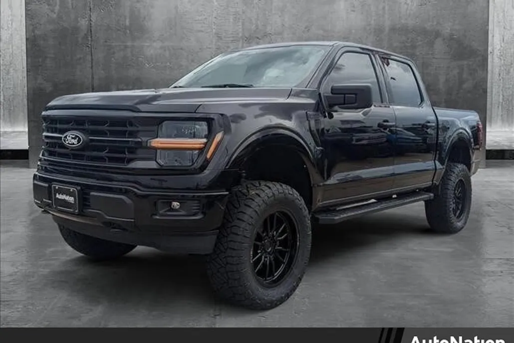 2025 Ford F-150 XLT photo 1