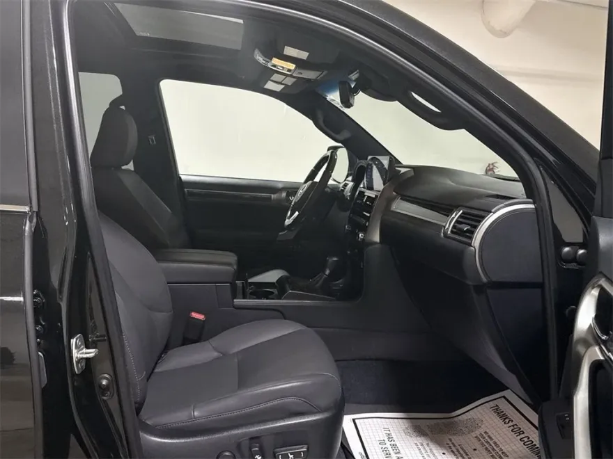2023 Lexus GX 460 Premium photo 1