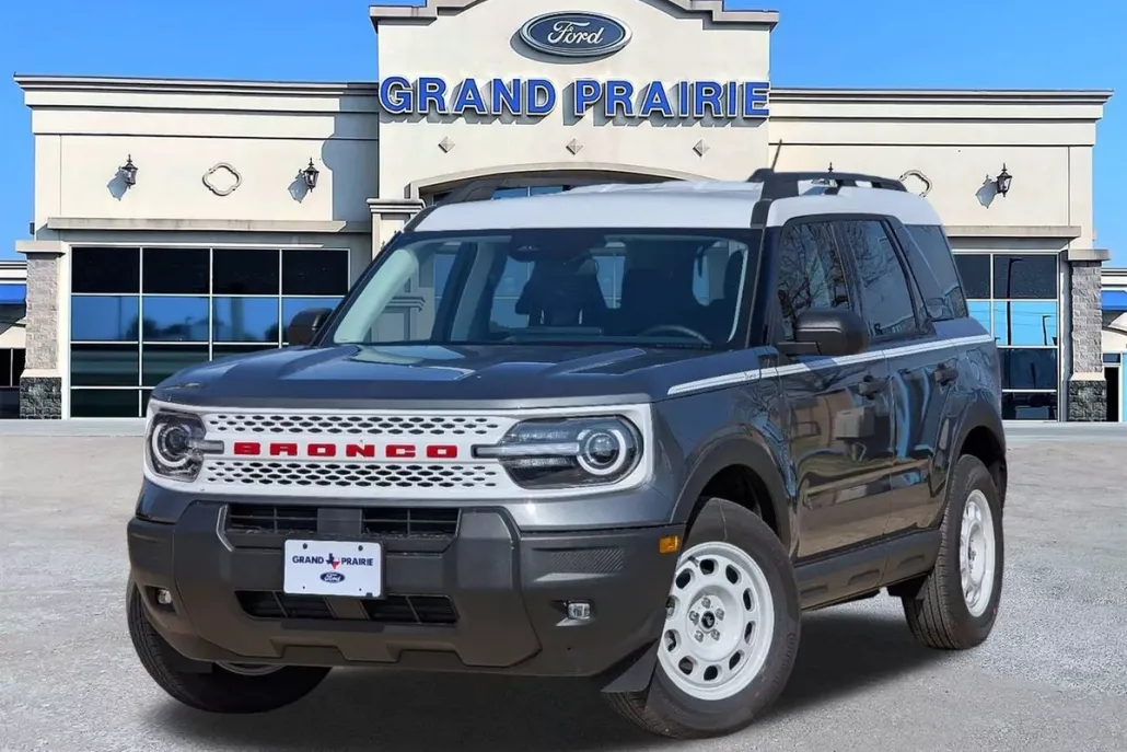 2025 Ford Bronco Sport Heritage photo 1