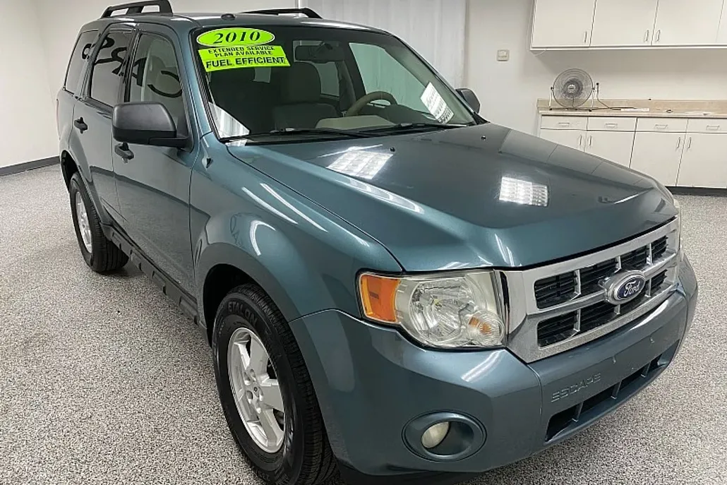 2010 Ford Escape XLT photo 1