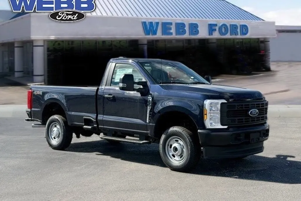 2025 Ford F-250 photo 1