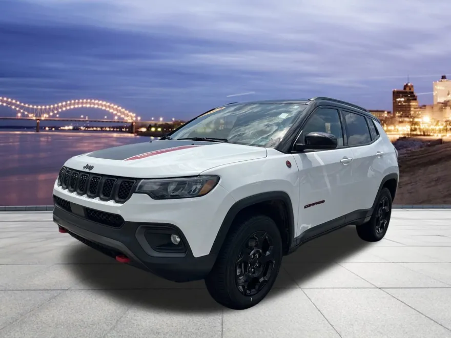 2023 Jeep Compass Trailhawk photo 1
