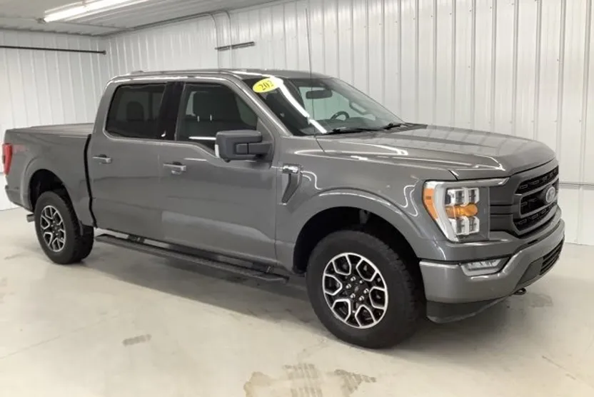 2021 Ford F-150 XL photo 1