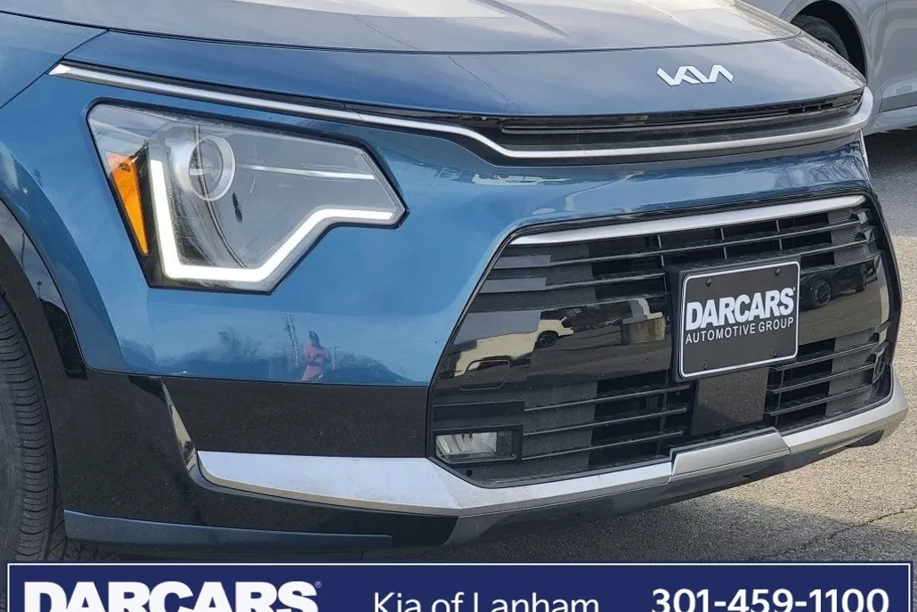 2025 Kia Niro EX Touring photo 1