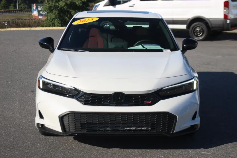 2025 Honda Civic Si photo 1