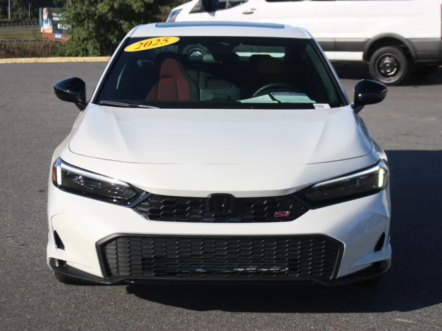 2025 Honda Civic Si photo 1