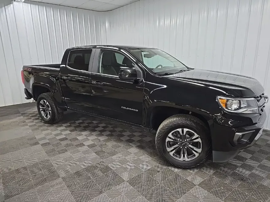 2022 Chevrolet Colorado Z71 photo 1