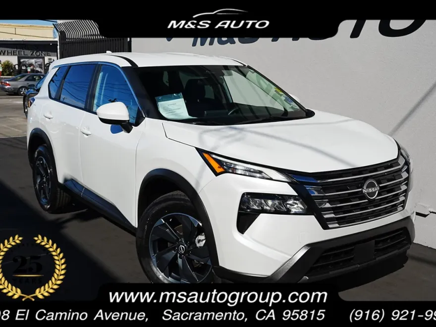 2024 Nissan Rogue SV photo 1