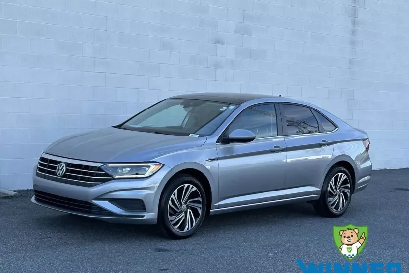 2020 Volkswagen Jetta SEL photo 1