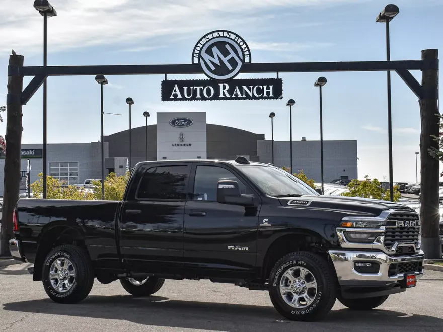 2025 Ram 2500 Big Horn photo 1