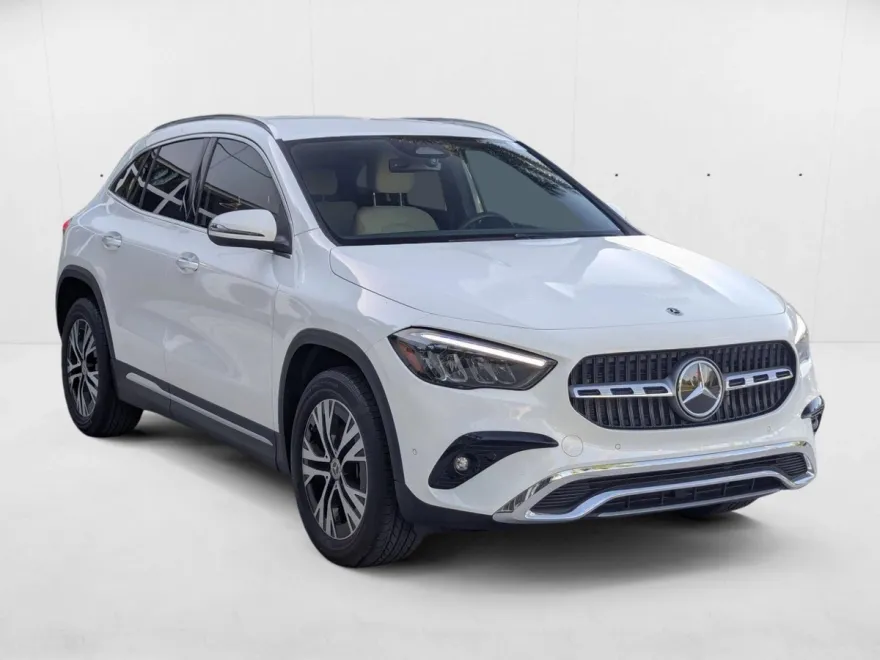 2025 Mercedes Benz GLA 250 photo 1