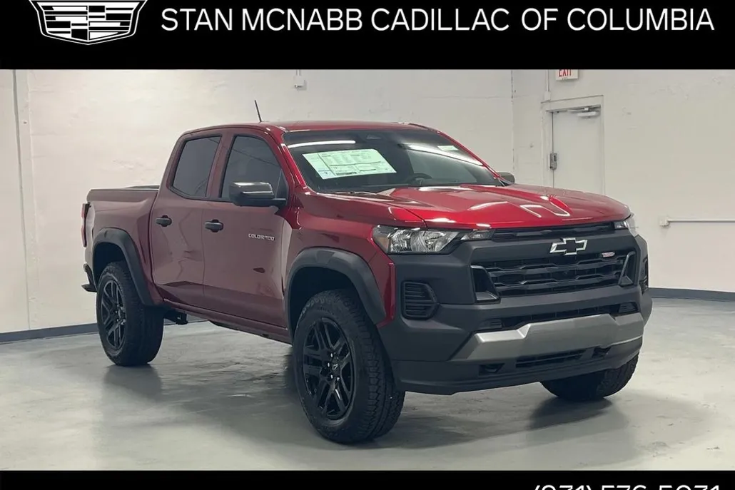 2025 Chevrolet Colorado Trail Boss photo 1