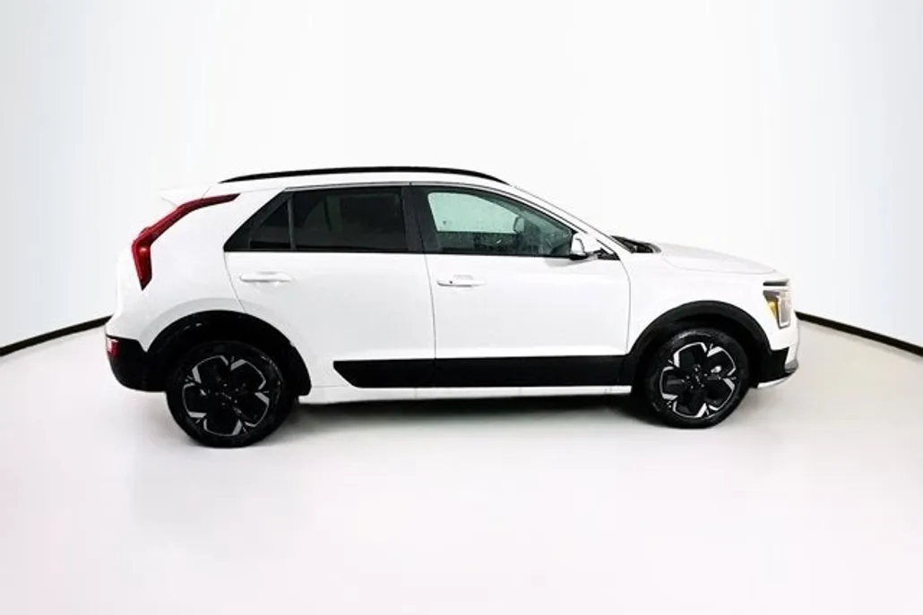 2025 Kia Niro EV Wind photo 1