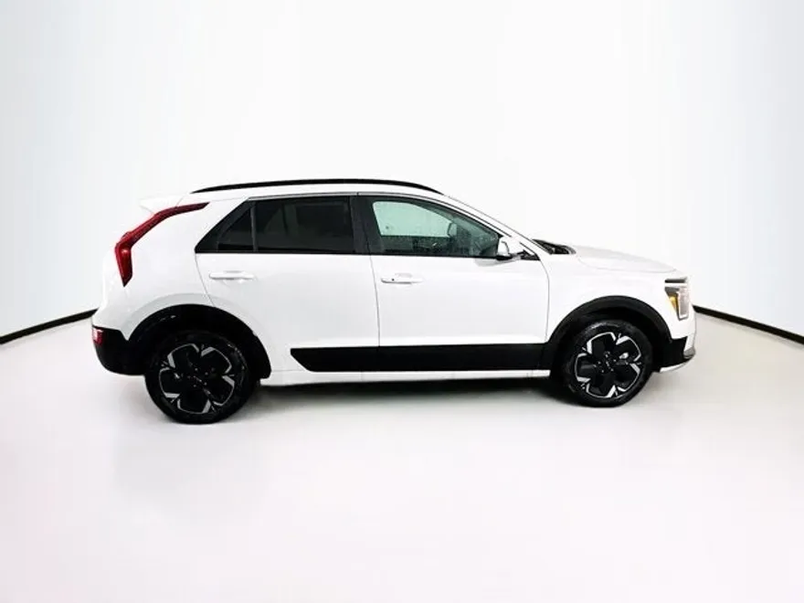 2025 Kia Niro EV Wind photo 1