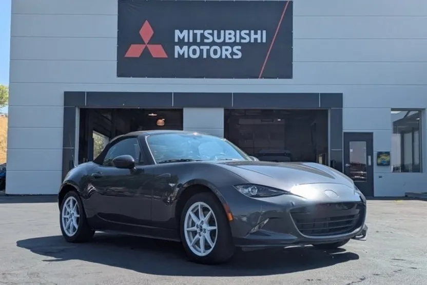 2017 Mazda MX-5 Miata Miata Sport photo 1