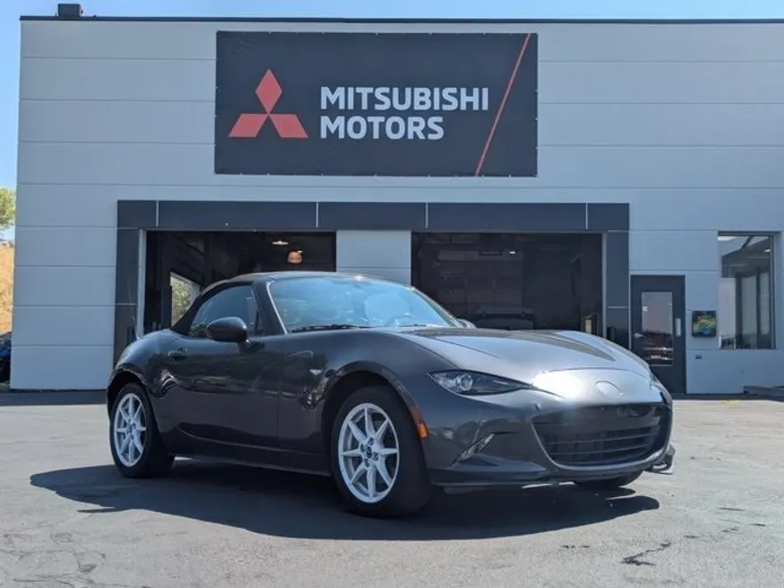 2017 Mazda MX-5 Miata Miata Sport photo 1